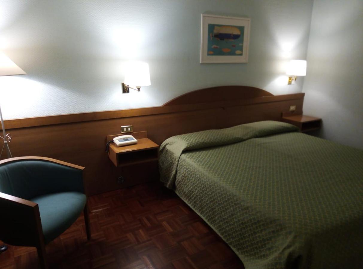 Hotel Arcadia Macerata Esterno foto