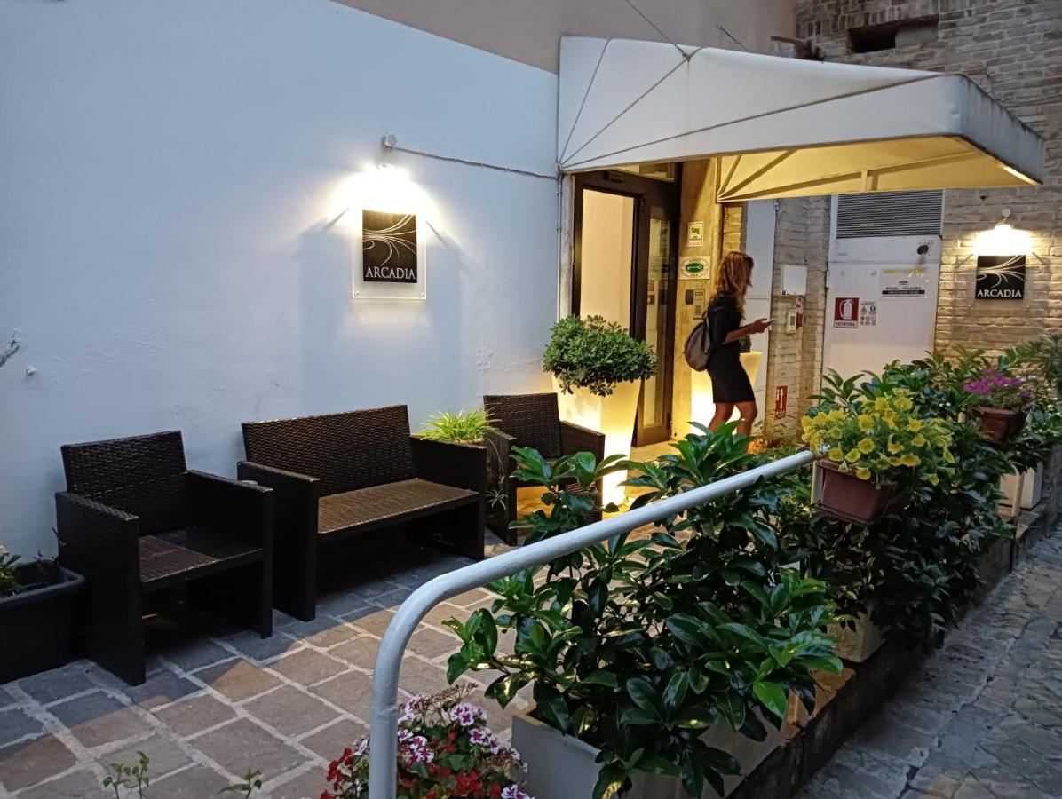 Hotel Arcadia Macerata Esterno foto