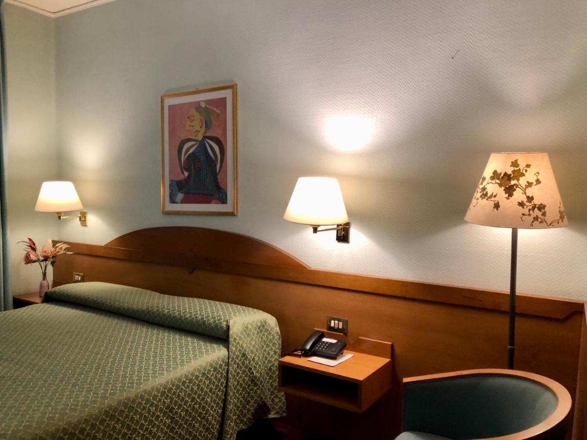 Hotel Arcadia Macerata Esterno foto