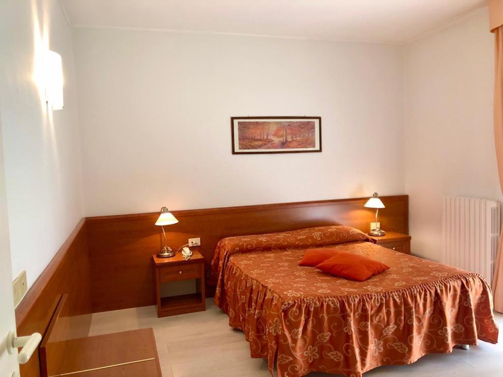 Hotel Arcadia Macerata Esterno foto