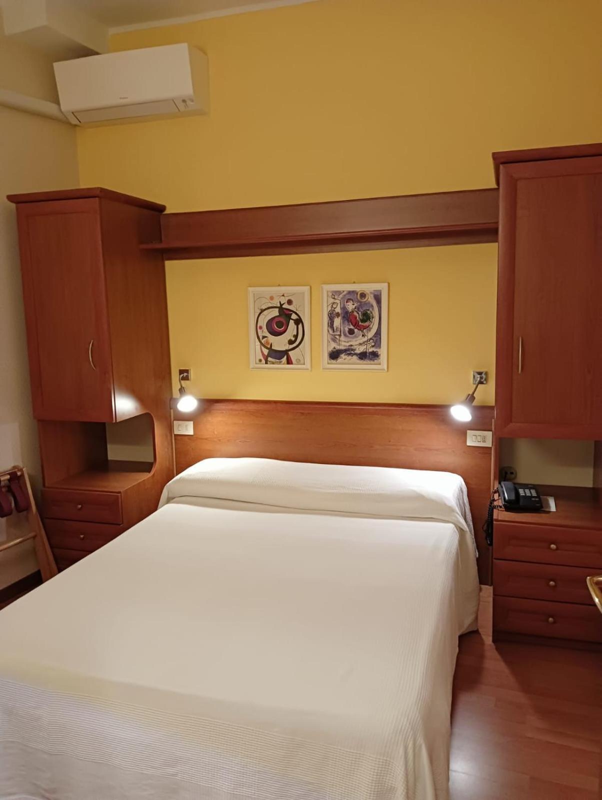 Hotel Arcadia Macerata Esterno foto