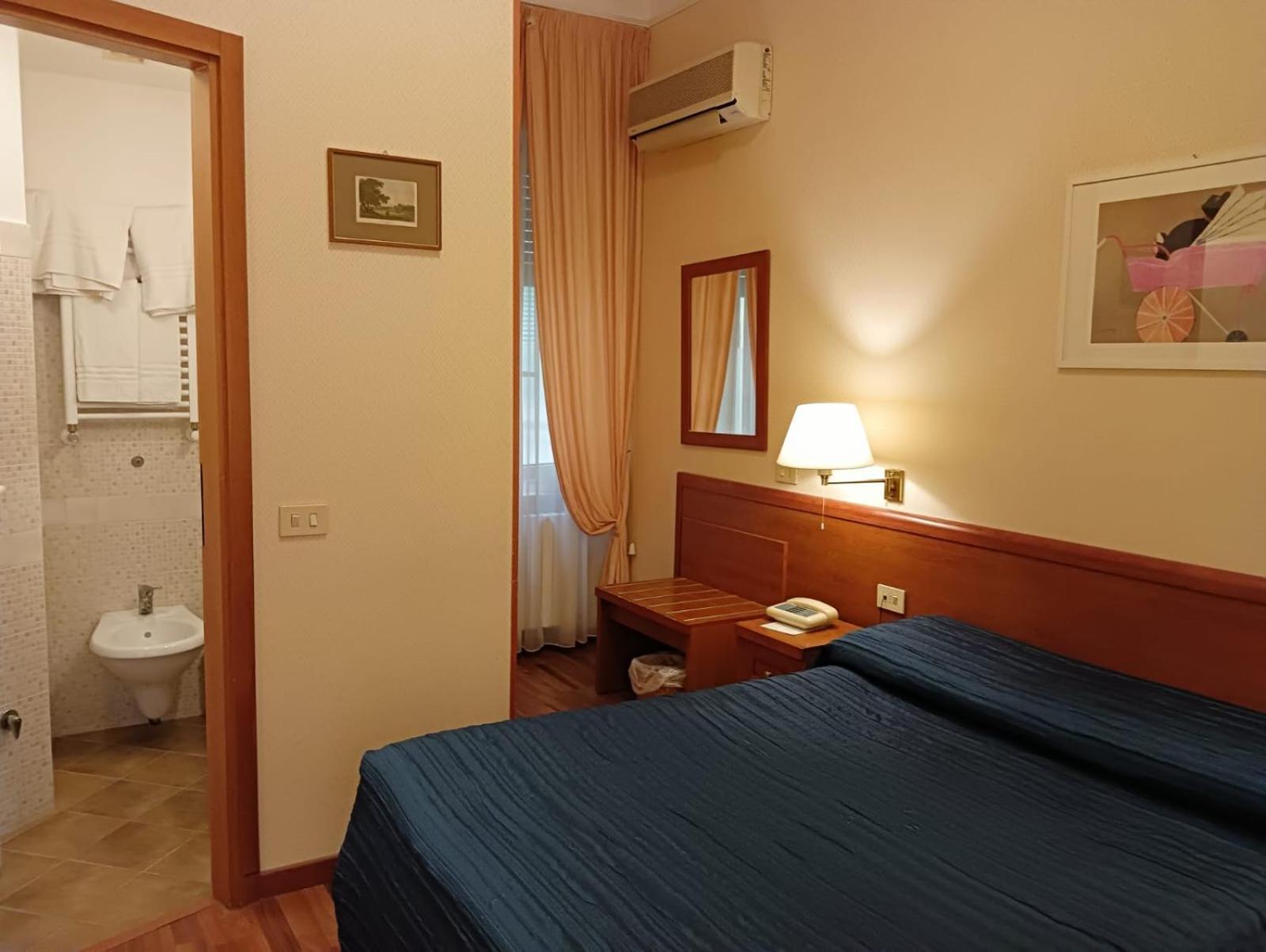 Hotel Arcadia Macerata Esterno foto