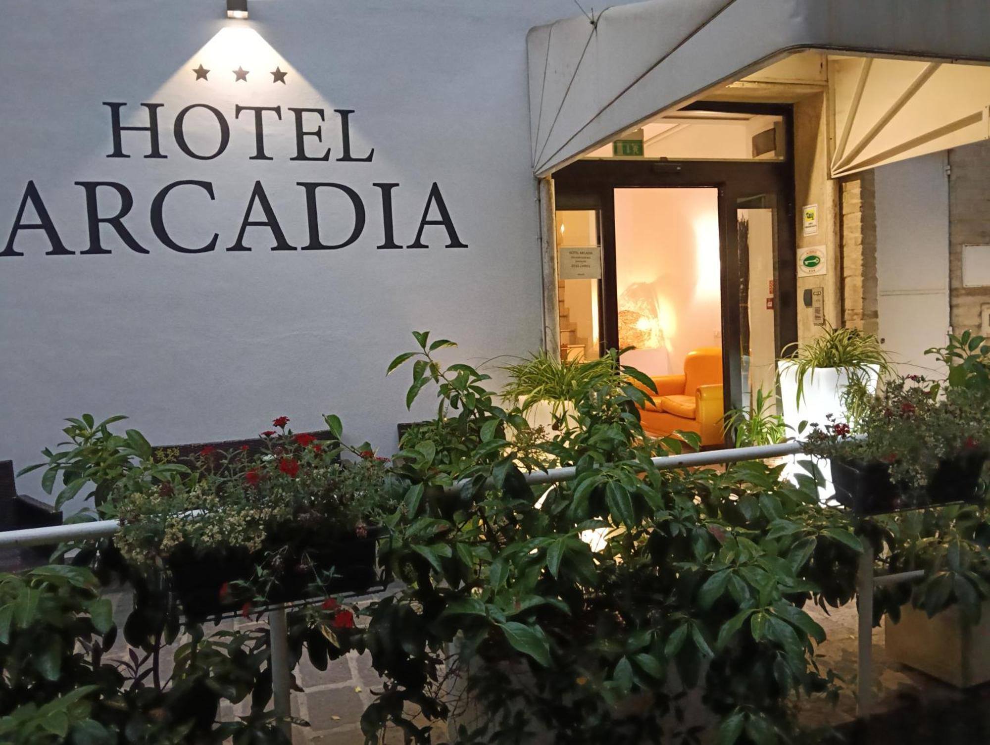 Hotel Arcadia Macerata Esterno foto